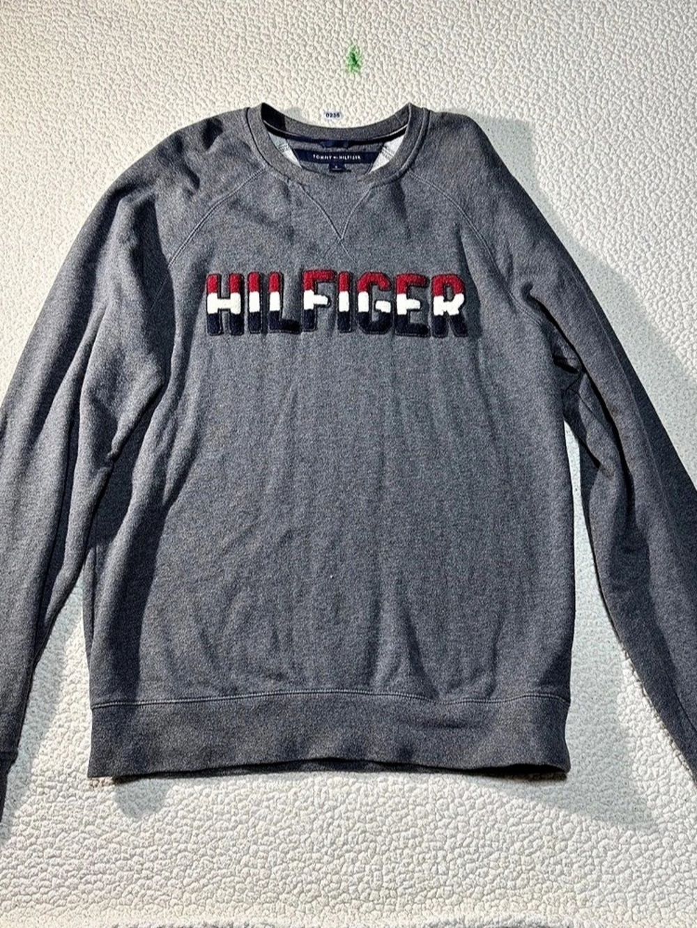 Tommy Hilfiger Logo Chenille Sweatshirt Gray Medium